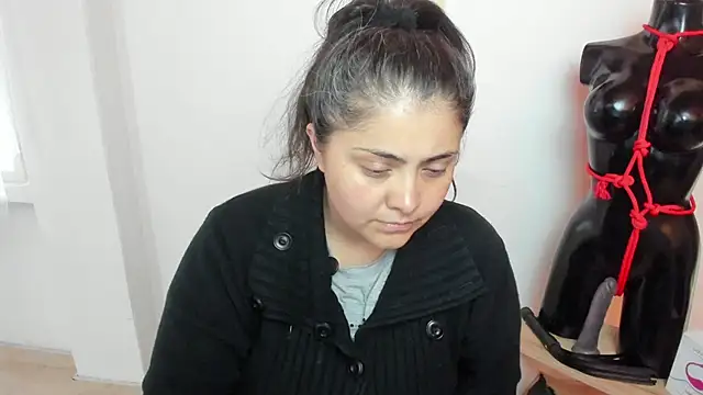 TifanyAmazinng online show from 09-16-25, 12:17