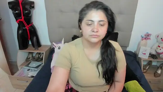 TifanyAmazinng online show from 11-15-25, 12:31