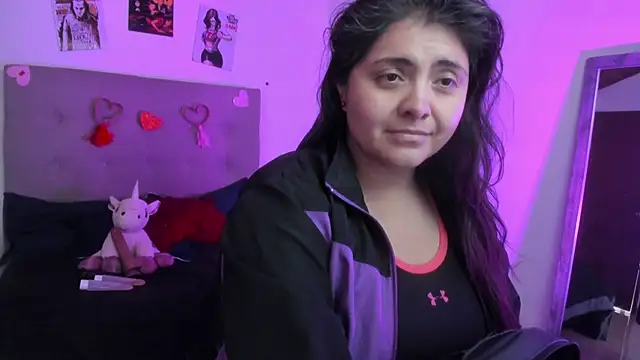 TifanyAmazinng online show from 02-14-26, 01:33