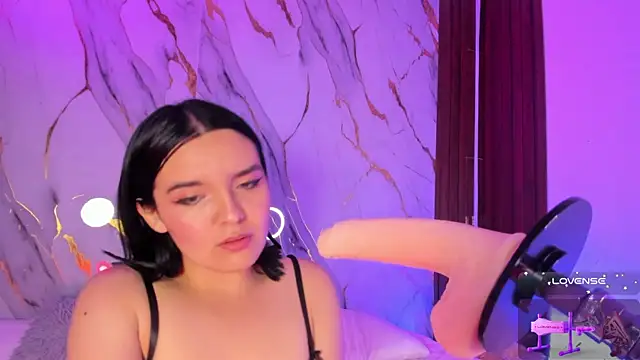 alicecute77 online show from 12-19-25, 02:30