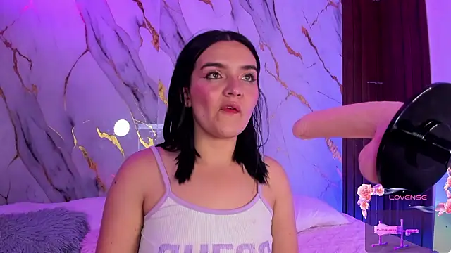 alicecute77 online show from 02-08-26, 02:20