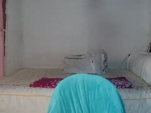Snapshot of HelenaM chatting on 06-18-26, 05:28 HelenaM online show from 06-18-26, 05:28