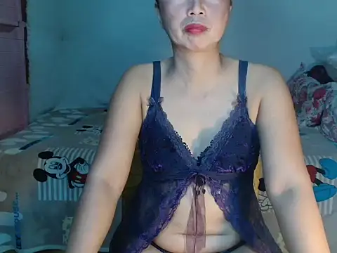 HelenaM online show from 05-11-26, 03:30
