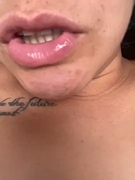 Moon-Lice online show from 11-26-25, 07:36