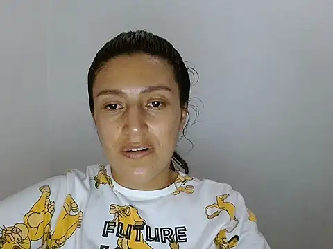 SarahFriendly online show from 07-13-26, 08:19