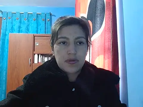 SarahFriendly online show from 06-26-26, 07:31