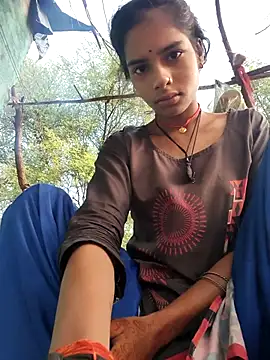 Snapshot of Gulika_Doshi chatting on 10-20-25, 01:29 Gulika Doshi online show from 10-20-25, 01:29