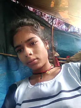 Snapshot of Gulika_Doshi chatting on 10-13-25, 01:18 Gulika Doshi online show from 10-13-25, 01:18