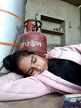 Snapshot of Gulika_Doshi chatting on 02-11-26, 08:58 Gulika Doshi online show from 02-11-26, 08:58