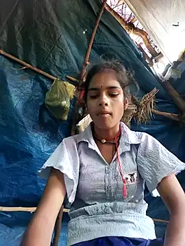 Snapshot of Gulika_Doshi chatting on 10-03-25, 06:26 Gulika Doshi online show from 10-03-25, 06:26