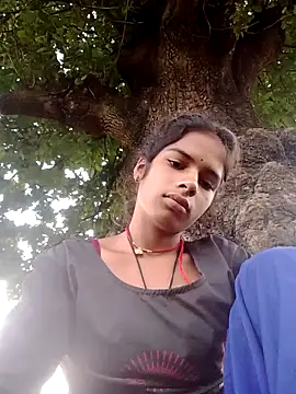 Snapshot of Gulika_Doshi chatting on 09-15-25, 01:17 Gulika Doshi online show from 09-15-25, 01:17
