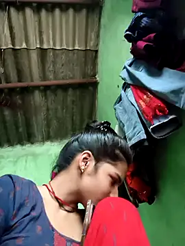 Snapshot of Gulika_Doshi chatting on 06-05-26, 06:40 Gulika Doshi online show from 06-05-26, 06:40