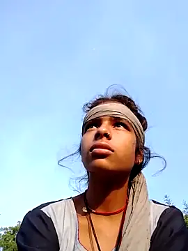 Snapshot of Gulika_Doshi chatting on 09-14-25, 01:28 Gulika Doshi online show from 09-14-25, 01:28