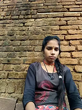 Snapshot of Gulika_Doshi chatting on 10-19-25, 11:35 Gulika Doshi online show from 10-19-25, 11:35