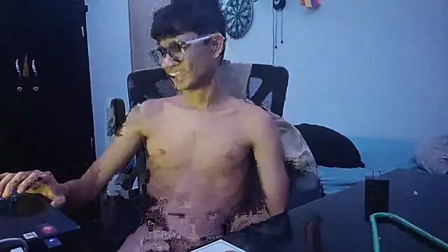 Snapshot of ElverCol chatting on 02-21-26, 05:53 ElverCol online show from 02-21-26, 05:53