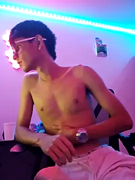 ElverCol online show from 03-16-26, 04:20