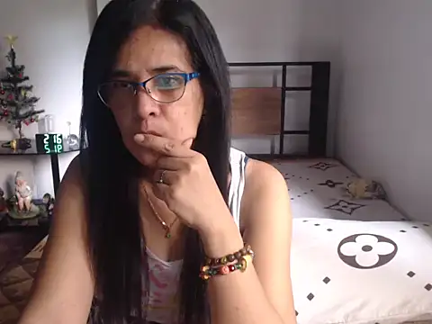 Prettysweetmum online show from 02-18-26, 03:37