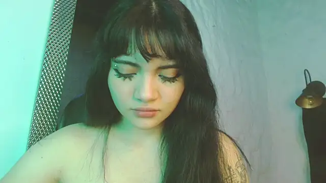 Snapshot of Darky_Doll chatting on 10-03-25, 03:52 Darky Doll online show from 10-03-25, 03:52