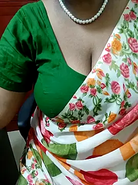 Snapshot of tami_lavanya chatting on 09-17-25, 04:20 tami lavanya online show from 09-17-25, 04:20