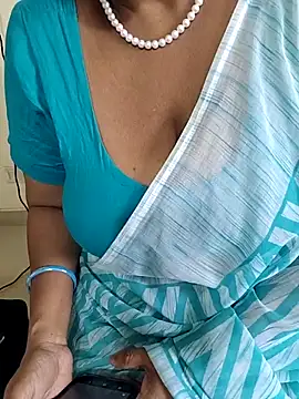 Snapshot of tami_lavanya chatting on 09-26-25, 04:08 tami lavanya online show from 09-26-25, 04:08