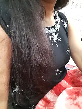 Aarti-kumri online show from 11-15-25, 07:23