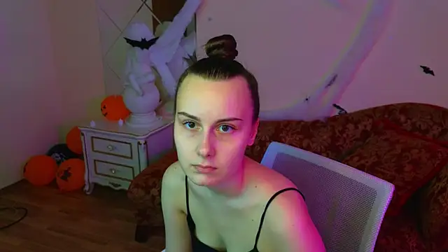 Kelly Cartier online show from 11-01-25, 11:37