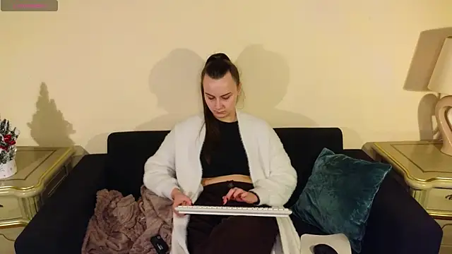 Kelly Cartier online show from 01-15-26, 12:52