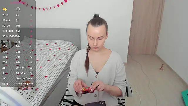 Kelly Cartier online show from 02-20-26, 11:01