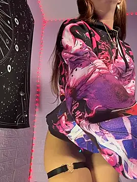 Snapshot of ZeziGamingg chatting on 02-15-26, 03:18 ZeziGamingg online show from 02-15-26, 03:18