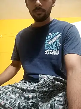 Snapshot of mayur_raaje chatting on 07-03-26, 08:32 mayur raaje online show from 07-03-26, 08:32