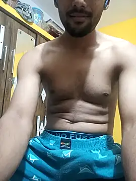 Snapshot of mayur_raaje chatting on 06-23-26, 04:05 mayur raaje online show from 06-23-26, 04:05