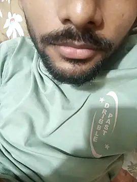 Snapshot of mayur_raaje chatting on 07-07-26, 03:48 mayur raaje online show from 07-07-26, 03:48