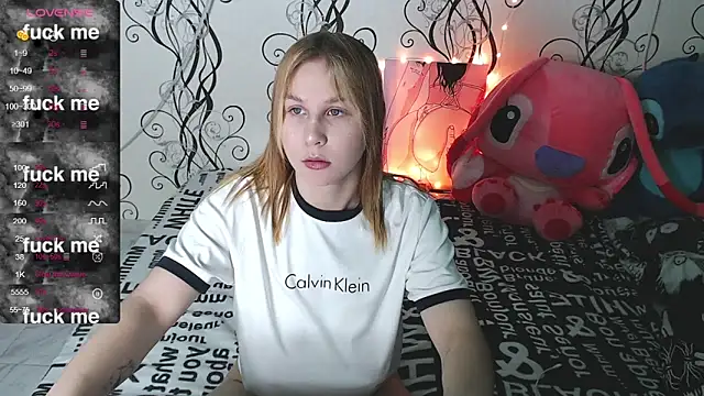 RoyAngela online show from 10-25-25, 05:24