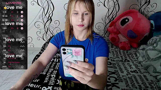 RoyAngela online show from 11-05-25, 10:02