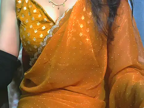 Snapshot of sheetal-sheetal95 chatting on 09-26-25, 05:09 sheetal-sheetal95 online show from 09-26-25, 05:09