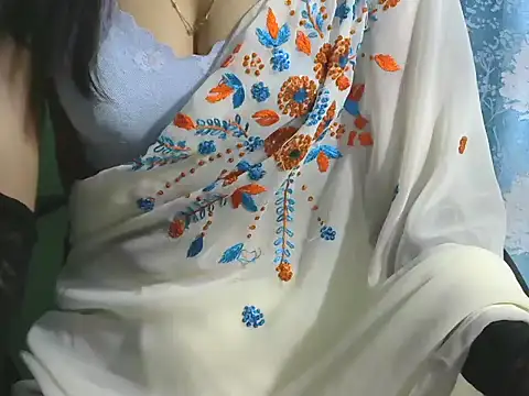 sheetal-sheetal95 online show from 04-21-26, 05:52