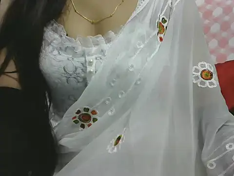 Snapshot of sheetal-sheetal95 chatting on 09-10-25, 05:12 sheetal-sheetal95 online show from 09-10-25, 05:12