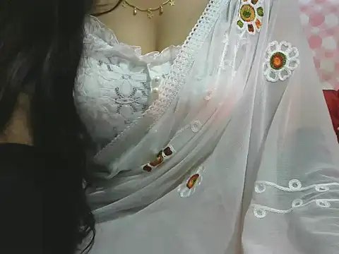 Snapshot of sheetal-sheetal95 chatting on 09-25-25, 08:09 sheetal-sheetal95 online show from 09-25-25, 08:09