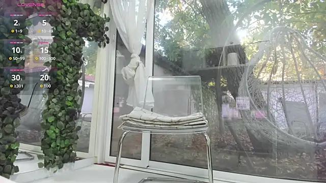 Lexi Storm online show from 10-25-25, 05:50