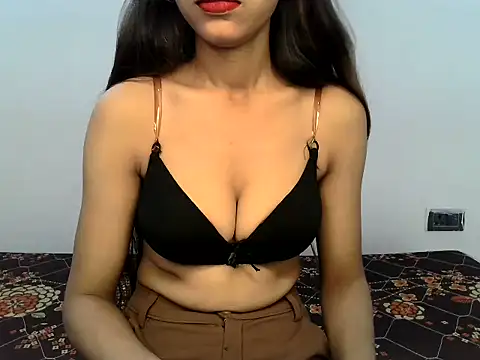 Snapshot of MYRA_GIRL21 chatting on 09-20-25, 05:23 MYRA GIRL21 online show from 09-20-25, 05:23