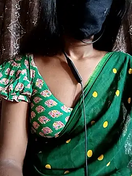 Snapshot of kavya-telugu84 chatting on 05-19-26, 06:31 kavya-telugu84 online show from 05-19-26, 06:31