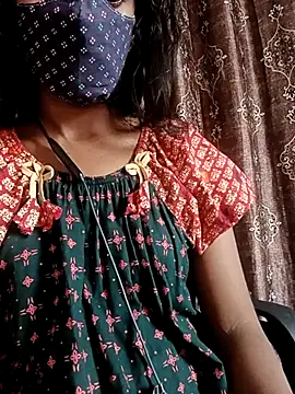 Snapshot of kavya-telugu84 chatting on 05-06-26, 10:08 kavya-telugu84 online show from 05-06-26, 10:08