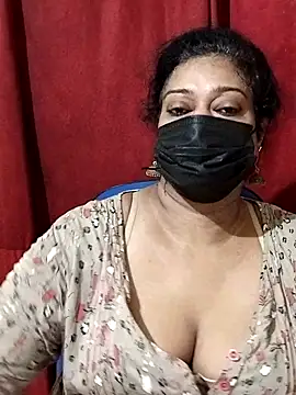 Snapshot of surekha-30 chatting on 06-15-26, 05:56 surekha-30 online show from 06-15-26, 05:56
