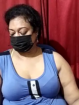 Snapshot of surekha-30 chatting on 06-12-26, 06:27 surekha-30 online show from 06-12-26, 06:27
