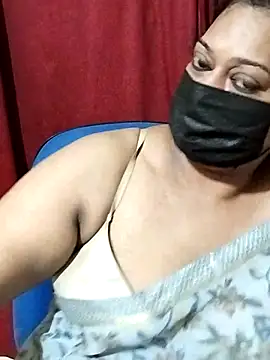 Snapshot of surekha-30 chatting on 07-31-26, 06:27 surekha-30 online show from 07-31-26, 06:27