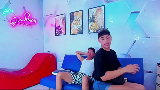 The boys at online show from 10-07-25, 06:09