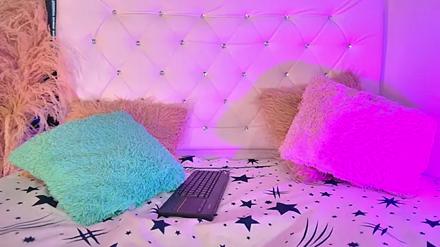 tatixxxvega online show from 05-20-26, 06:05