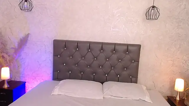 Snapshot of Serena_Houstonn chatting on 05-04-26, 10:29 Serena Houstonn online show from 05-04-26, 10:29