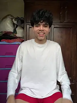 Axel-Mejia online show from 02-17-26, 01:08