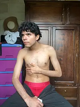 Axel-Mejia online show from 10-30-25, 02:47